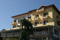 Hotel la Bussola