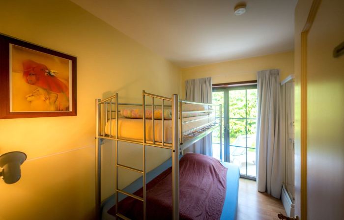 B&B Yaca