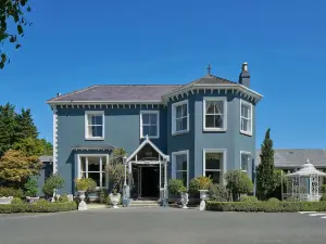 Summerhill House Hotel
