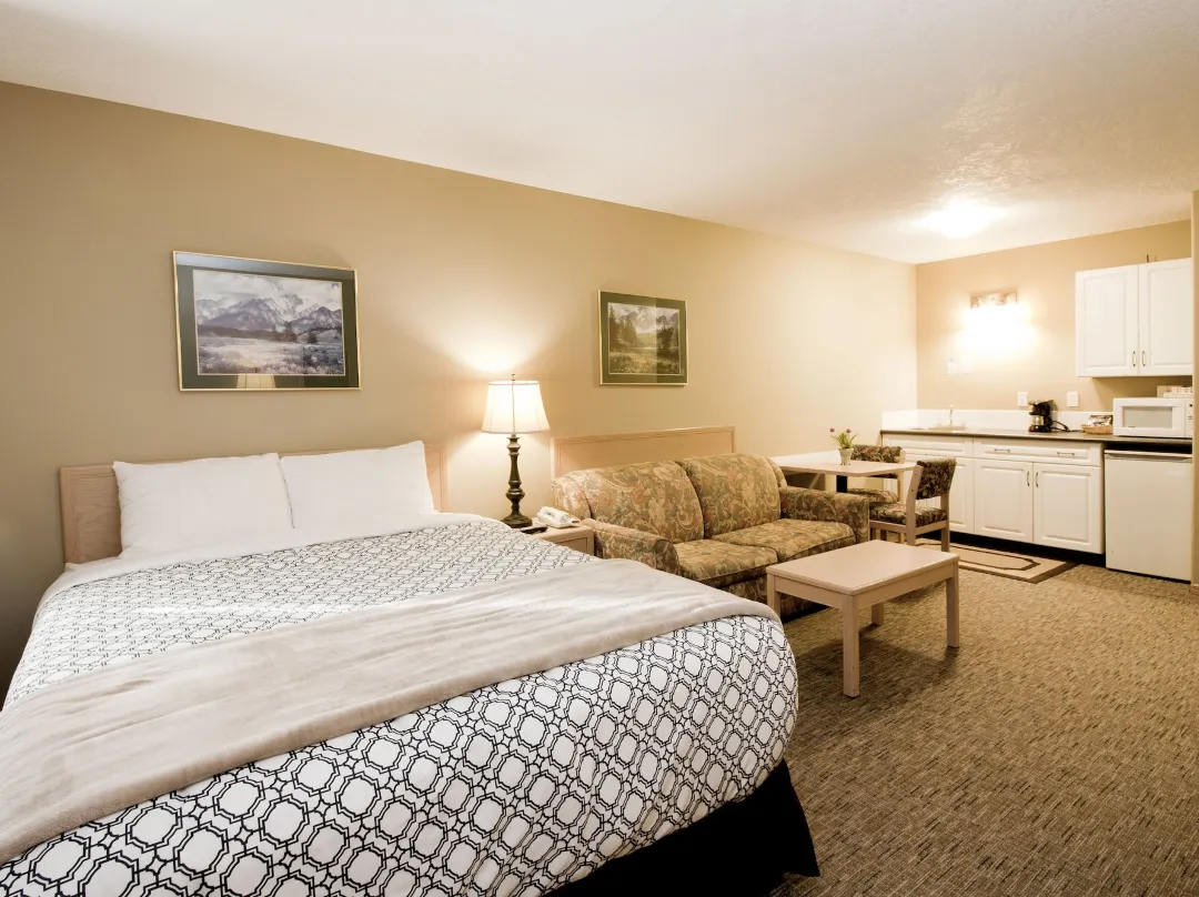 Bow River Inn - Cochrane