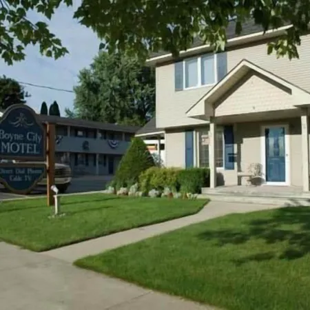Boyne City Motel