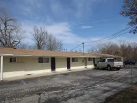 Palace Inn Hotels in Saylor