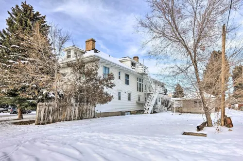 2nd-Floor Dillon Apt - Near University and Fishing! Hotels in Dillon