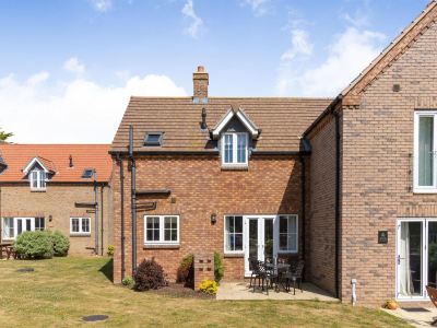 Lilipad Cottage