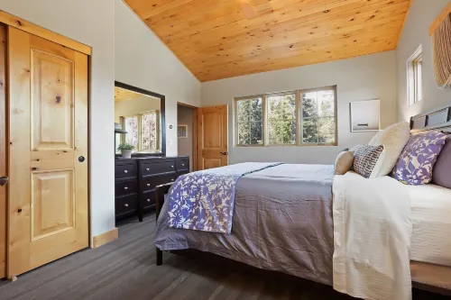 Modern Condo - EV Charger - SM 301 by Bear Valley Vacation Rentals