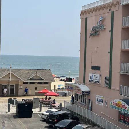 The Wellington Hotel & Suites Oceanblock