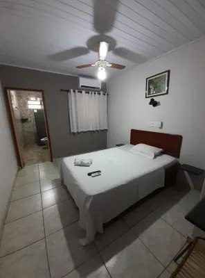 Hotel Paranoá Hotel dekat Panorama Municipal Beach Resort