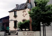 Auberge la Fontaine Hotels in Aubigny-sur-Nère