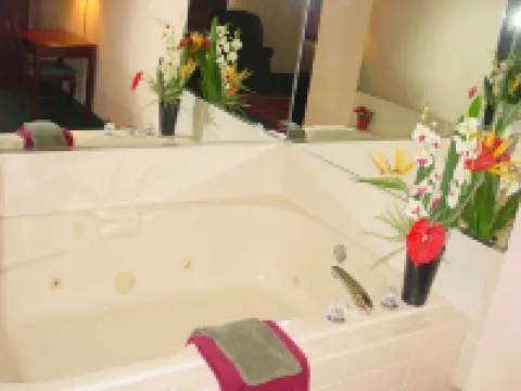 Haven Inn & Suites Hotels in Monroe