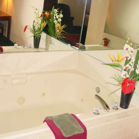 Haven Inn & Suites