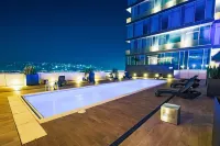 The View Hotel by Covalia - Pools