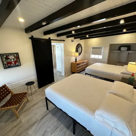 Breezy Palms Resort