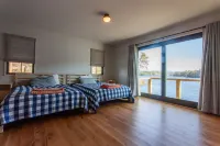 New Custom Mountain Lake House with the Best Views