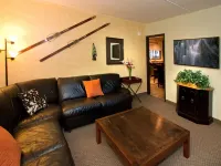 Moderne Hostel Hoteles en Mammoth Lakes