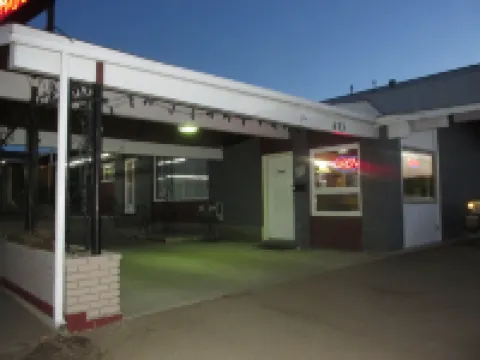 Ace Crown Motel فنادق في 