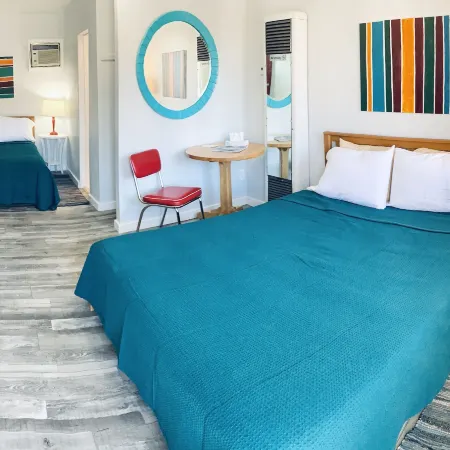 Circle R Motel