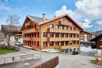 Apart Hotel Adelboden am Dorfplatz Hotels near Bergbahnen Engstligenalp AG