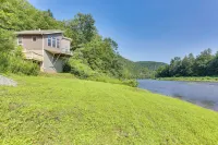 Pet-Friendly Hancock Home on the Delaware River! - Pet friendly
