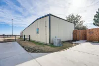 Fenced Yard: Modern Barndominium in Amarillo! - 2-Star