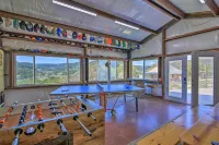 Two Cozy Medina Cottages, Game Room, Mountain View - parking