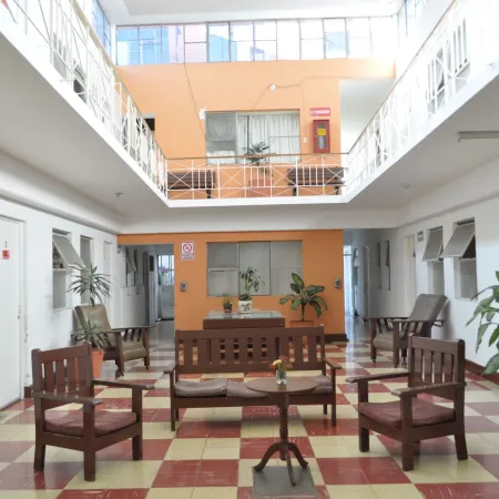 Hotel Metropolitan I