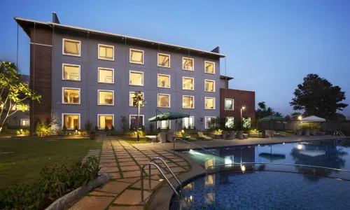 紫色棕櫚水療度假村