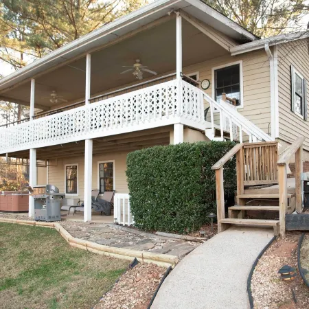 Lakefront Cottage w/ Private Hot Tub!