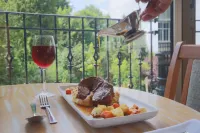 The Malvern Hills Hotel - breakfast