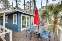 Carrabelle Retreat w/ Boat Dock + Views of Gulf! - parking