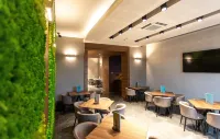 Artis Boutique Hotel - breakfast
