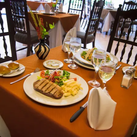 Hotel Carrera