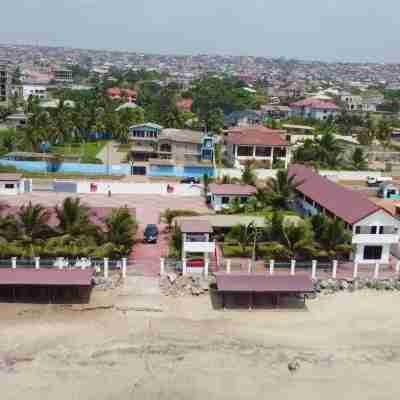 Premier Beach Resort Hotel Exterior