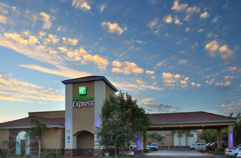 Holiday Inn Express Oakdale by IHG