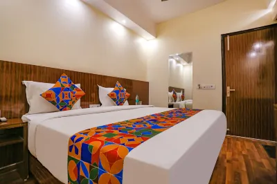 FabExpress Kapashera Residency Near IGI Airport New Delhi Hotels near National Law University, Delhi