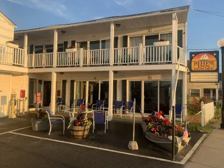 Ships Inn Отели в г. Сибрук