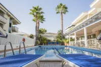 Hotel Lady G - Pools