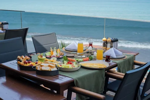 Tropic Beach Club Side - 2-Star