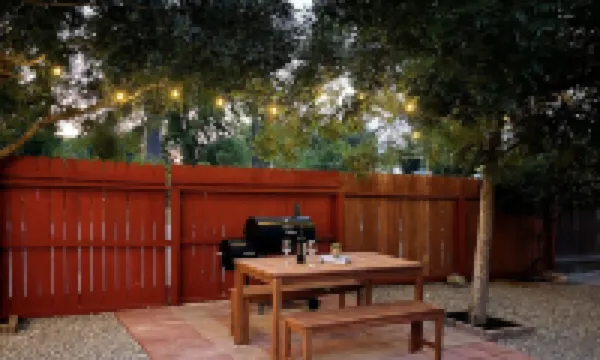 Charming Riverside guesthouse near UCR, Downtown & plazas