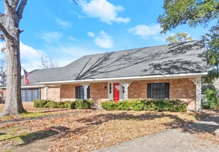The Hidden Gem - Huge Floor Plan - Game Room