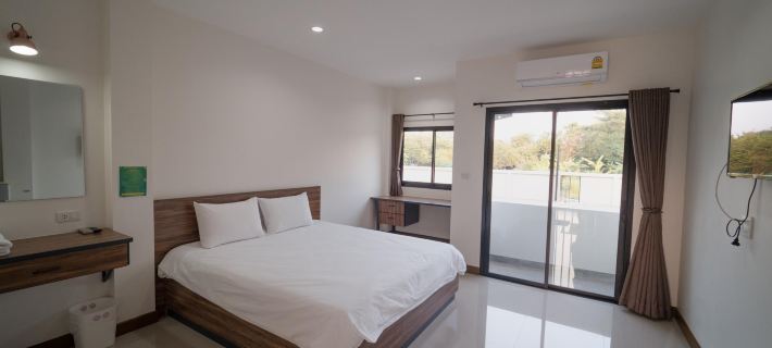 Maithong Riverside Hotels in Phetchaburi