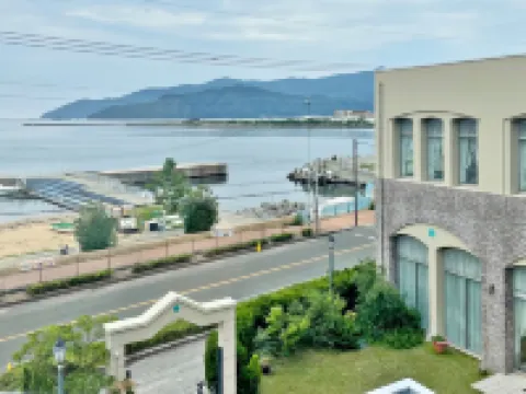 アプロディール華双寿 小浜のホテル