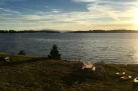 2Br Coastal Gem! Breathtaking Ocean/Mountain View - parking