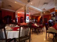 Hotel Discovery - 3 ดาว