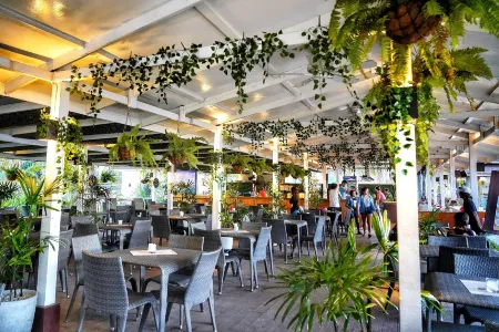 Nacpan Beach Glamping Managed by H Hospitality Group Отели рядом с достопримечательностью «Накпан Бич»