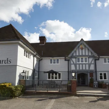 St Leonards Hotel by Greene King Inns โรงแรมใกล้สนามบินบอร์นเม้าท์