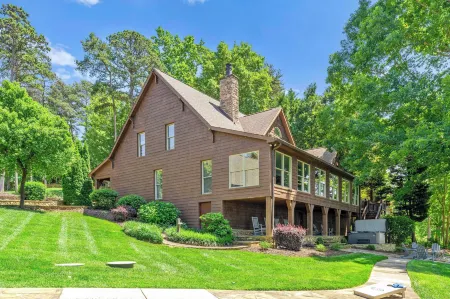 Private Dock Hot Tub Game Room Firepit Sunset Shores Resort the Homestead Отели рядом с достопримечательностью «Trump National Golf Club Charlotte»