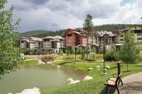 Fraser Crossing and Founders Pointe Hotels in Winter Park