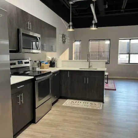 Luxury 1 bedroom loft centrally located to it all!