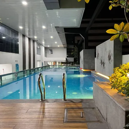 Grand Marina