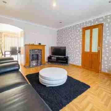 Modern holiday home 3Bed Others
